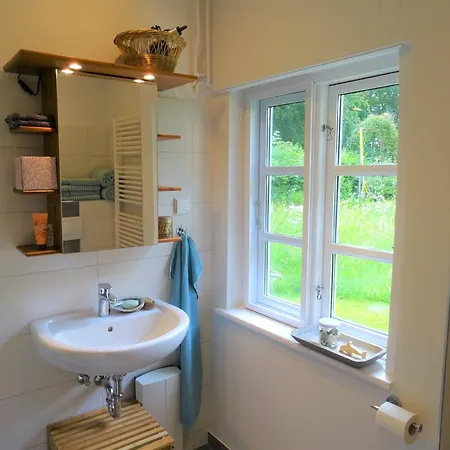 Kleines Reethaus Johannsen - Mit Geschmackvoller Einrichtung Und Tollem Garten Casa de Férias *