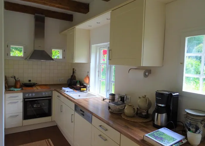 Kleines Reethaus Johannsen - Mit Geschmackvoller Einrichtung Und Tollem Garten * Silberstedt